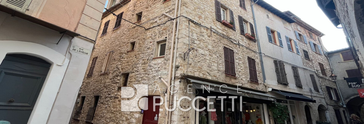 Maison 10 Pièces 217 m² à vendre à Vence (06140)