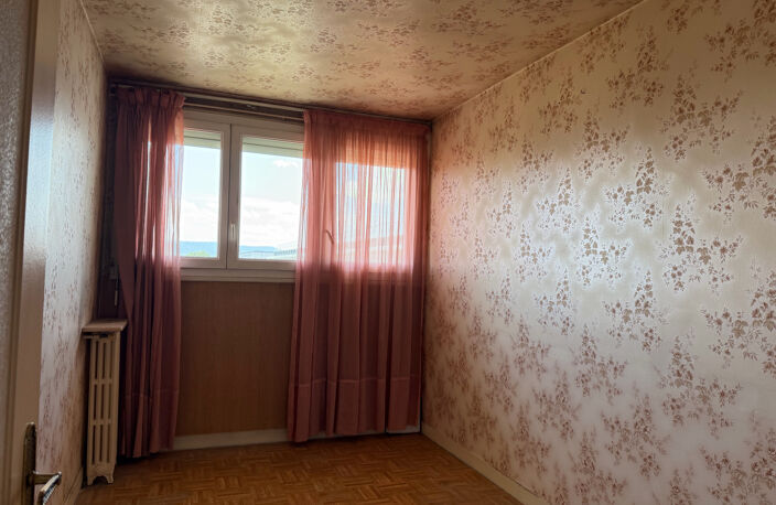 La Gauthiere  T3 avec cave et garage — photo 4