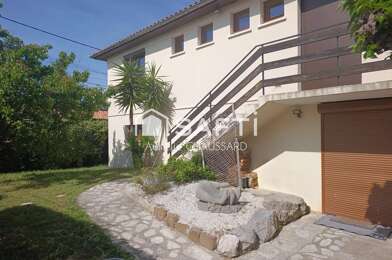 Maison 7 pièces 334000 €