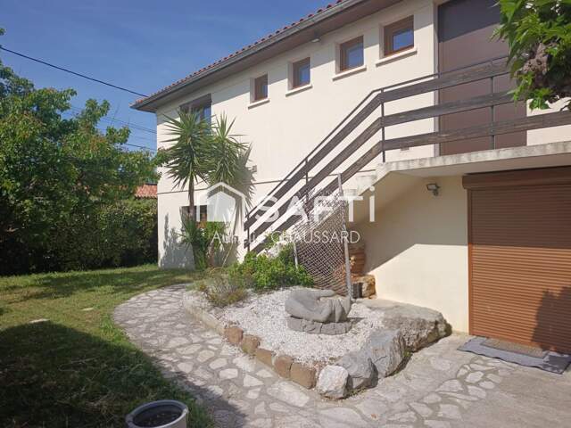 Maison 5 chambres, possibilité deux habitation, piscine — photo du bien