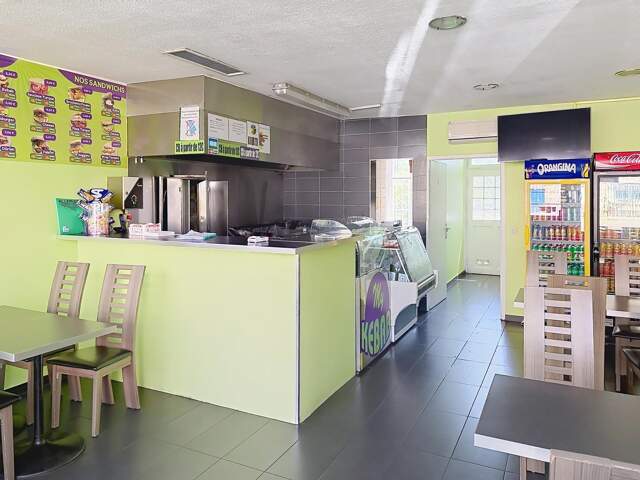 À saisir ! Fonds de commerce de snack situé à Chatel Saint Germain. — photo du bien