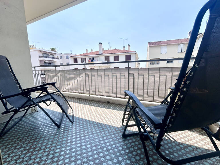 NICE CHAMBRUN F1 AVEC TERRASSE — photo 1