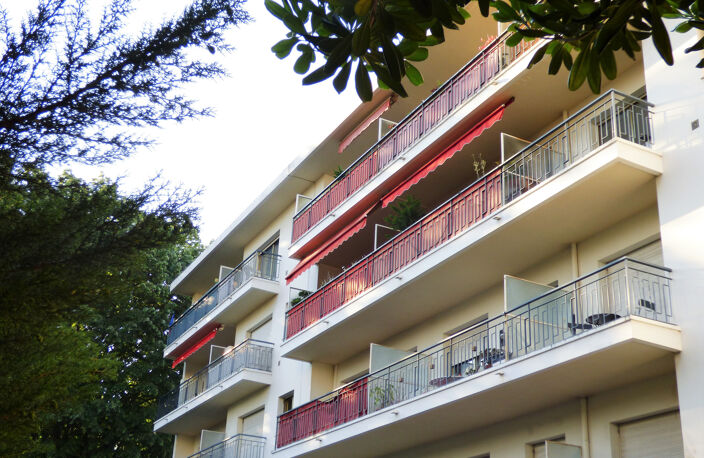NICE CHAMBRUN F1 AVEC TERRASSE — photo 2
