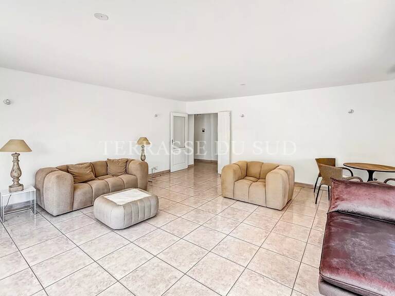 Vente Appartement 4 Pièces, 95 m2 avec 390 m2 de Terrasse et Jardin, Garage - Quartier La Plage - Marseille 8 — photo 1