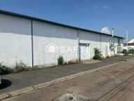 Locaux 880 m² comprenant stockage, atelier, bureaux. — photo 2