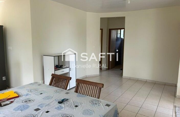 Maison de plain-pied récente, avec jardin piscinable. — photo 4