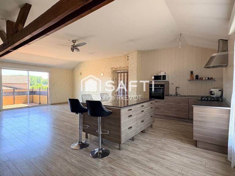 DIGOIN  Une maison familiale aux grands volumes avec 5 chambres. — photo 1
