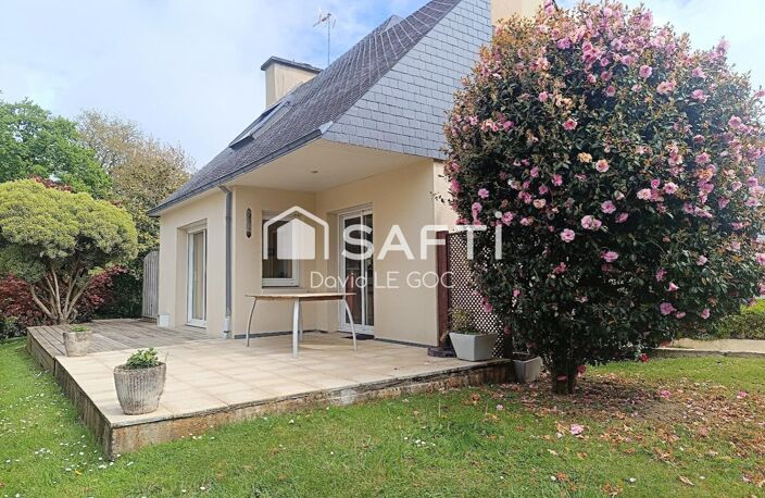 Fouesnant, en impasse, le centre ville à pied, maison d'architecte, 143 m², 4 chambres, deux bureaux, sous-sol enterré, double garage — photo 2