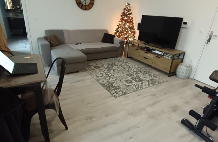 Somptueux Appartement 2P Résidence Récente au pied de la Gare de Pontoise — photo 2