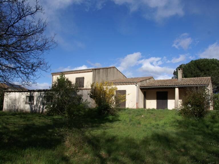 Grande maison avec terrain d'exception à découvrir et dépendance — photo 1