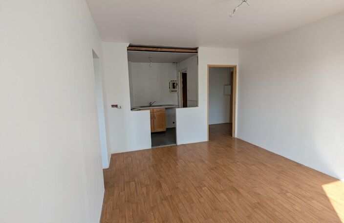 T3 au calme,Grieu,Vallon Suisse — photo 2