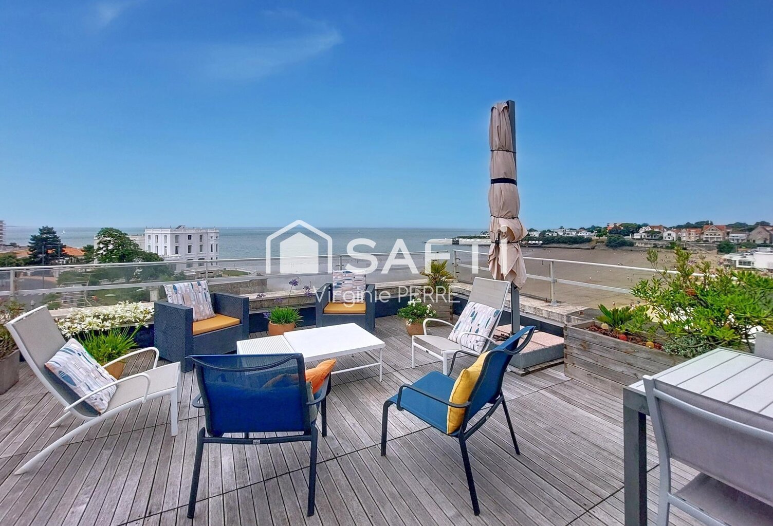 APPARTEMENT VUE MER - 3 PIÈCES ET ROOFTOP - 83m2 - ROYAN ( 17200) — photo 1
