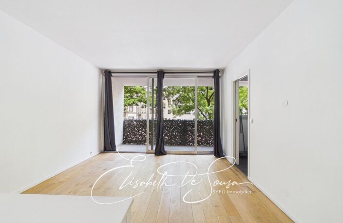 Studio lumineux avec balcon de 8 m² — photo 2