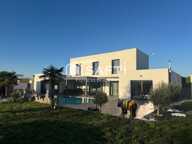 MAISON CONTEMPORAINE 6 CHAMBRES + PISCINE + GARAGE — photo 2