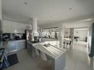MAISON CONTEMPORAINE 6 CHAMBRES + PISCINE + GARAGE — photo 3