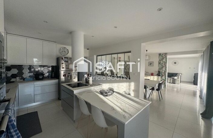 MAISON CONTEMPORAINE 6 CHAMBRES + PISCINE + GARAGE — photo 3