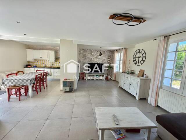 PAVILLON 3 CHAMBRES + GARAGE ET JARDIN A NIORT ! — photo du bien
