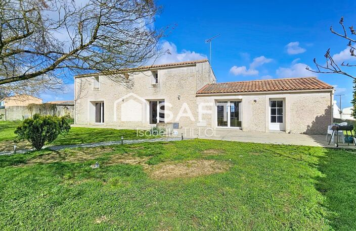 Maison en pierre vue sur les marais — photo 2