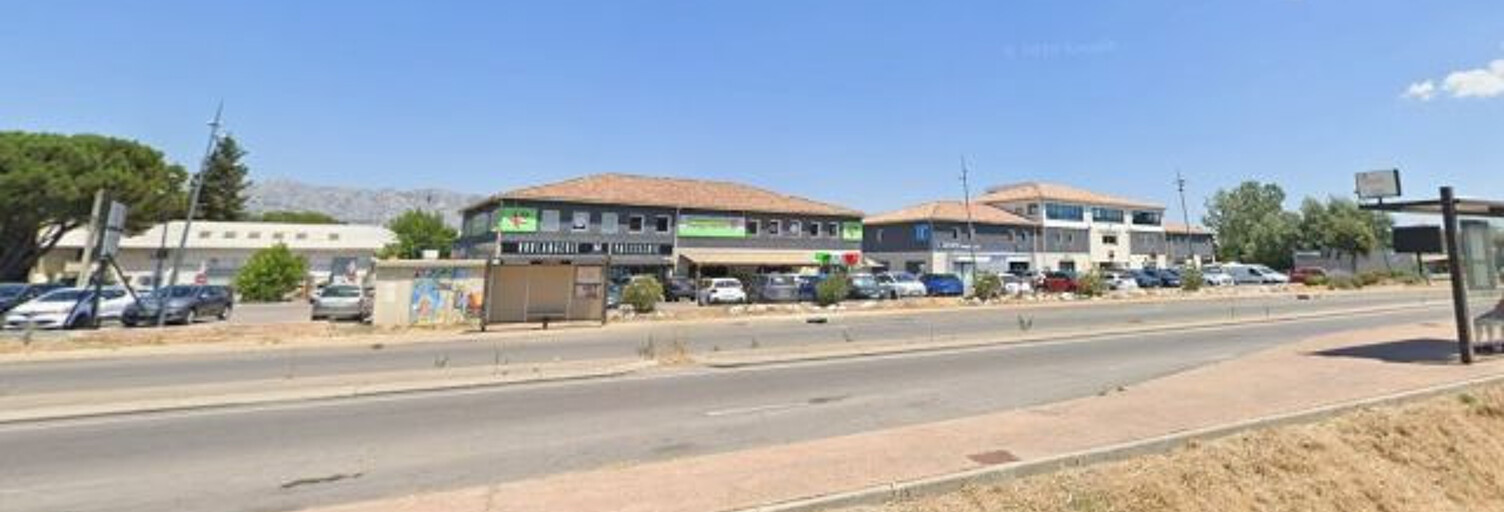 Commerce  60 m² à vendre à Peynier (13790)
