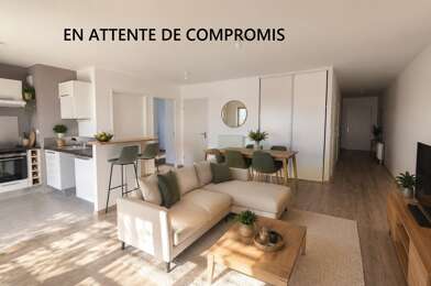 Appartement 3 pièces 228800 €