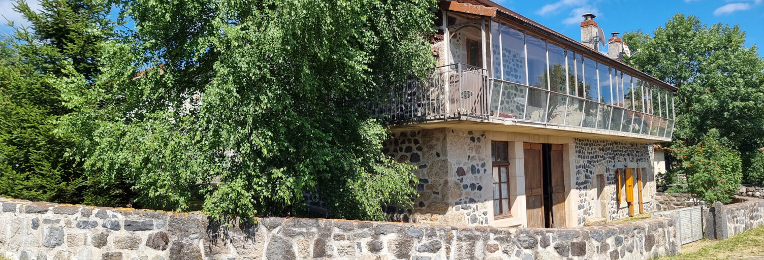 Maison 7 Pièces 140 m² à vendre à Coucouron (07470)