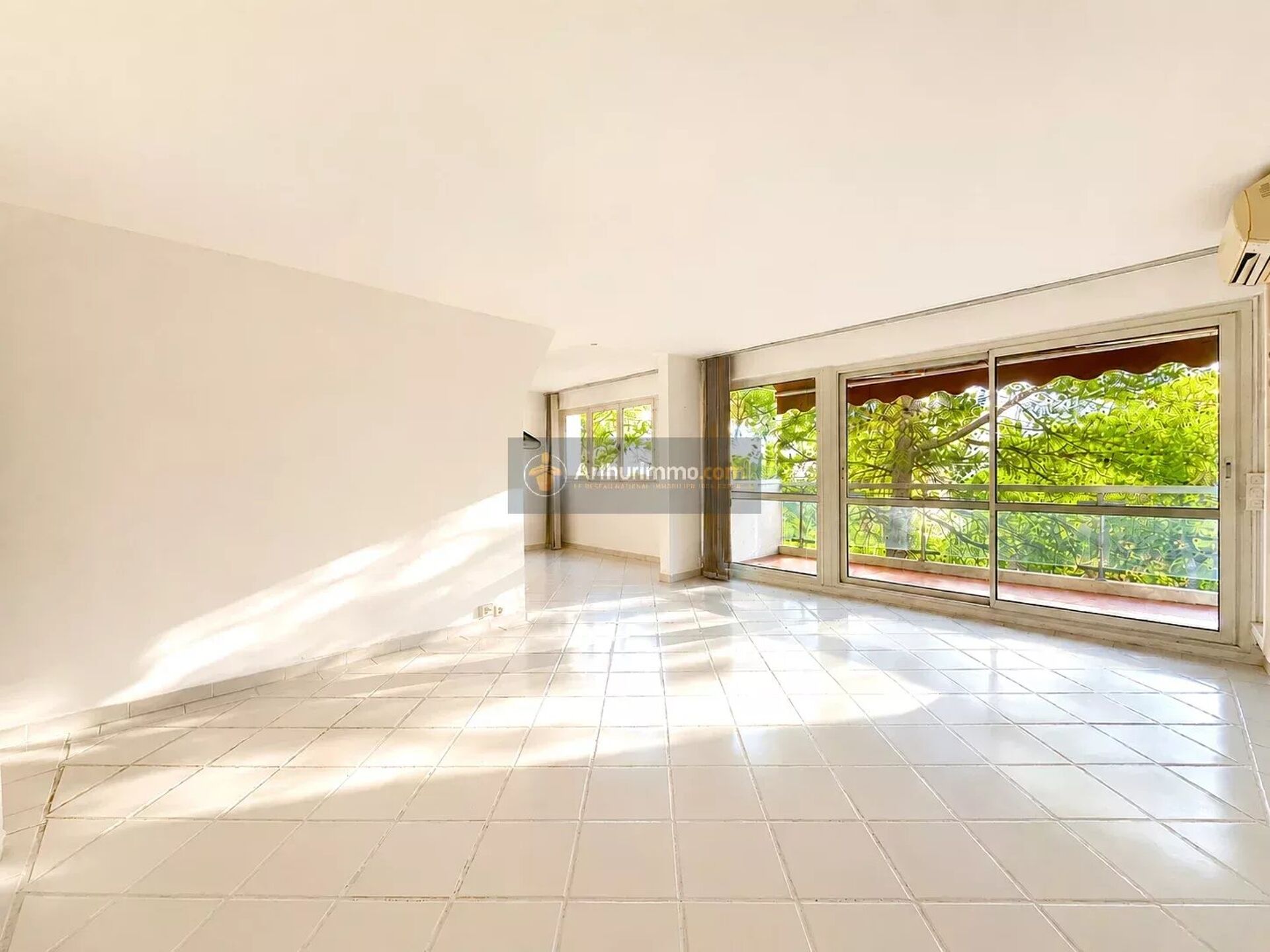 Appartement 3 pièces 81 m² · à Saint-Raphaël · 81 m² · 329 700 €