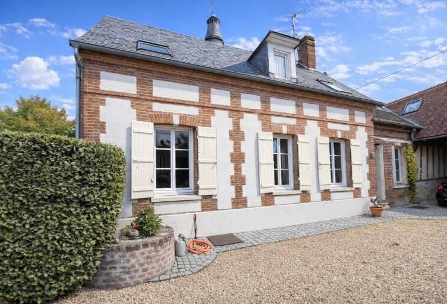 Réf : 6215 — photo 1