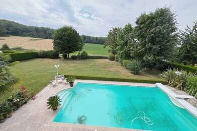 Maison 8 pièces 594000 €
