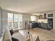 STUDIO 35 m2 avec BALCON rue du Moulin vert — photo 3