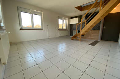 Appartement 3 pièces 770 €