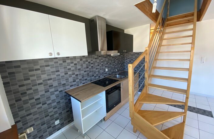 APPARTEMENT DUPLEX — photo 2