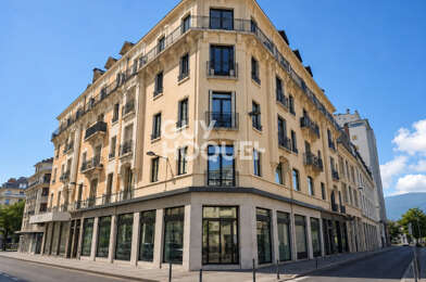 Appartement 4 pièces 210000 €