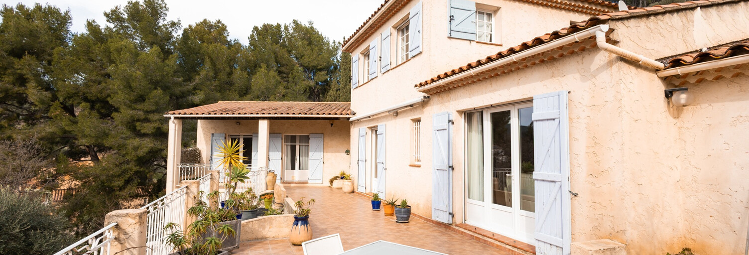 Maison 6 Pièces 220 m² à vendre à Ollioules (83190)