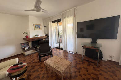 Appartement 4 pièces 240000 €