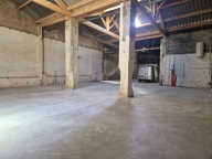 Vend garage / Local de 355m2 à Béziers — photo 4