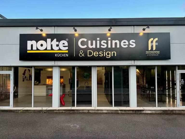 LOCAL COMMERCIAL à LOUER — photo 1