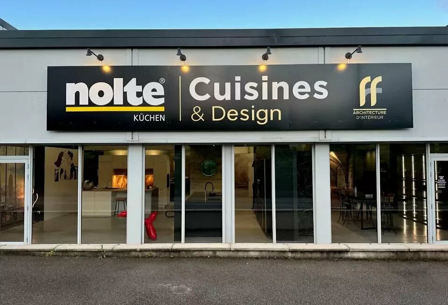 LOCAL COMMERCIAL à LOUER — photo 1