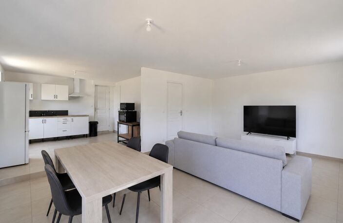 Vente maison 4 pièces 100 m² Saint-Denis-la-Chevasse (85170) — photo 2