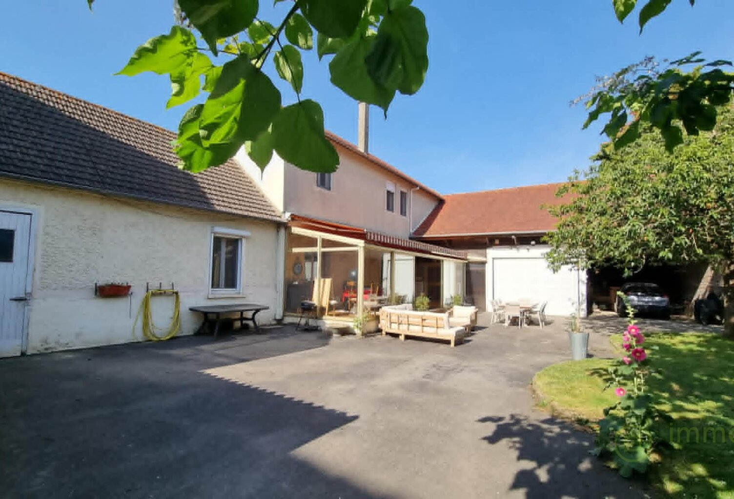Corps de ferme — photo 1