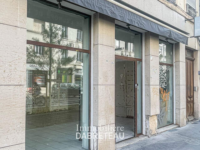 Local commercial  62 m2 - 69007 LYON — photo du bien