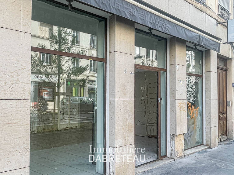 Local commercial  62 m2 - 69007 LYON — photo 1