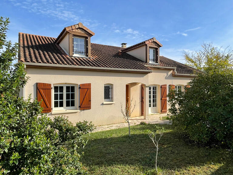Nouaille Maupertuis - Maison de type 8 — photo 1