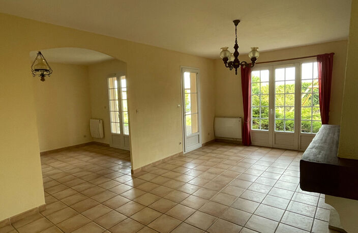 Nouaille Maupertuis - Maison de type 8 — photo 3