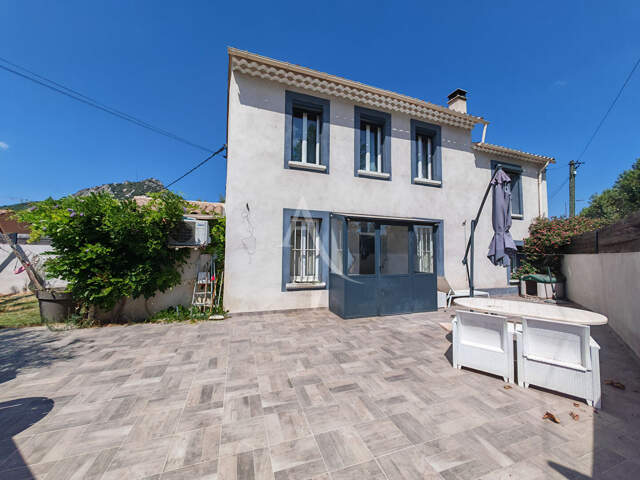 Villa Hyeres 4 pièce(s) 96 m2 — photo du bien