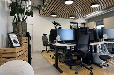 Bureau  1450 €