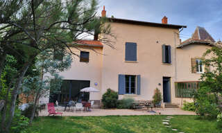 Maison 6 Pièces 192 m² à louer à Écully (69130)
