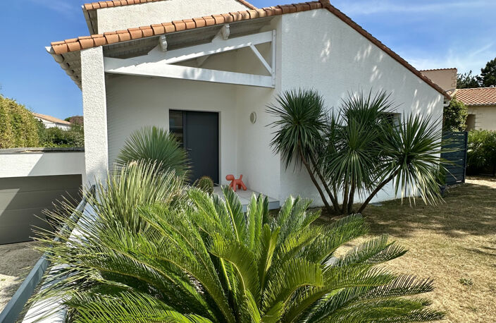 VILLA 170 M2 VAUX PONTAILLAC PROCHE CORNICHE OCÉAN AU PRIX D — photo 3