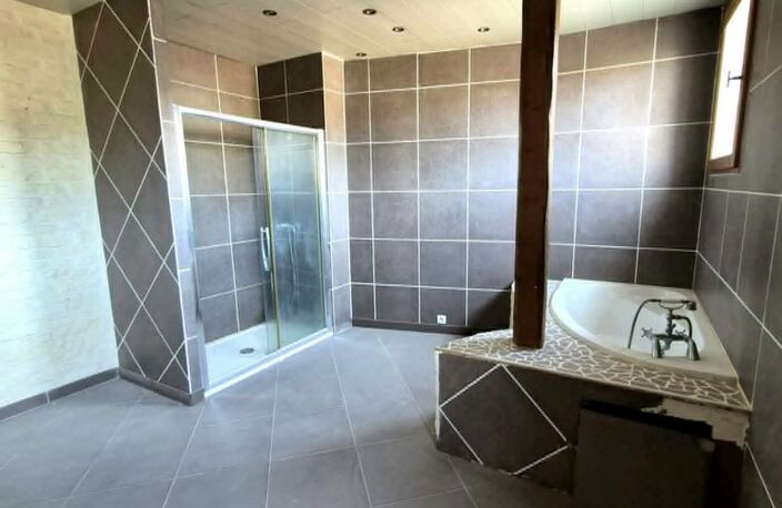 Vente Maison/villa 6 pièces — photo 5
