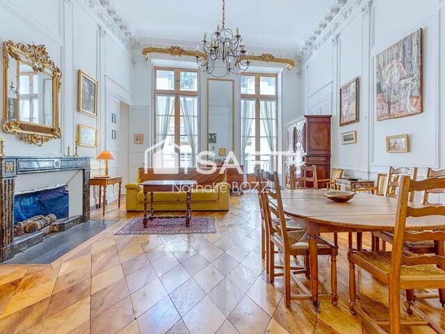 Grenoble Hyper Centre  Duplex de 163 m² au charme de l'ancien — photo du bien