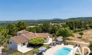 Maison 12 Pièces 350 m² à vendre à Venelles (13770)